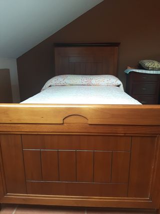 Cama madera maciza URGE VENTA