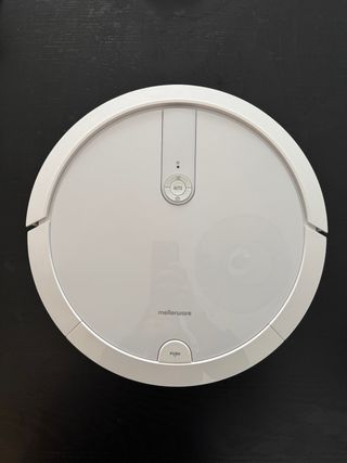 Robot aspiradora y friega suelos