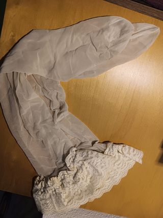 Vestido de novia y/o complementos.