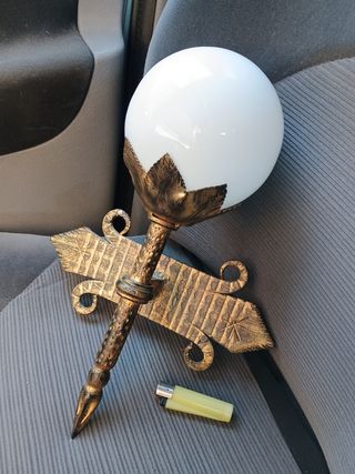 Aplique de hierro tipo antorcha 