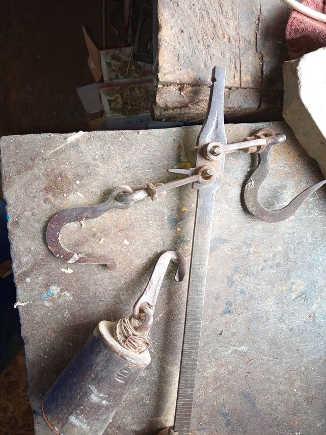 Balanza romana antigua 100 kg