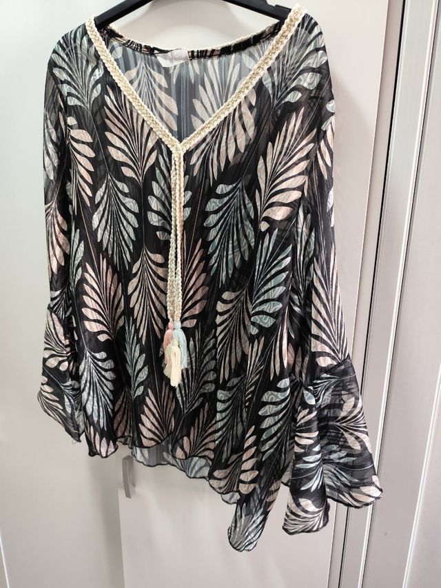 Conjunto blusa y faldilla