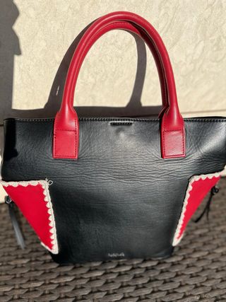 Bolso de mano de desigual