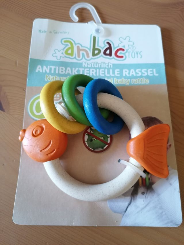 ANBAC. Sonajero eco-bacteriano multicolor.