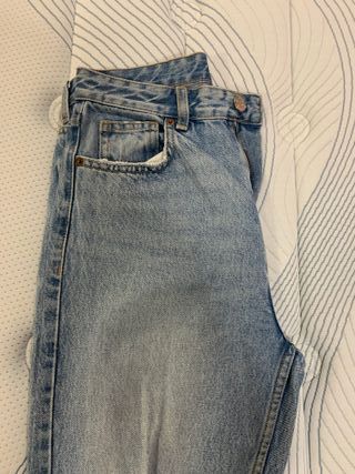PANTALON VAQUERO,T:38,ZARA,BUEN ESTADO