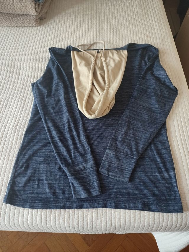 Sudadera con capucha