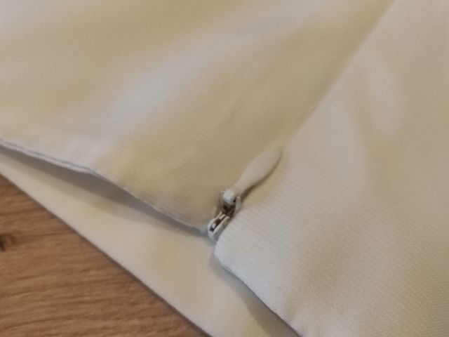 PRECIOSO VESTIDO de SEDA en blanco y rosa