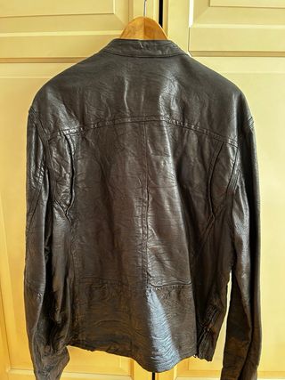 Cazadora de cuero Levis