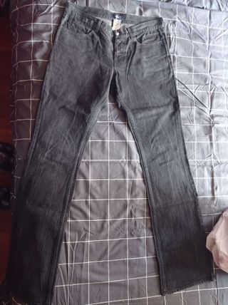 Pantalón de hombre Versace color negro