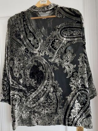 Blusa de fiesta con transparencia