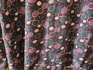 Dos jerseys de manga larga de mujer
