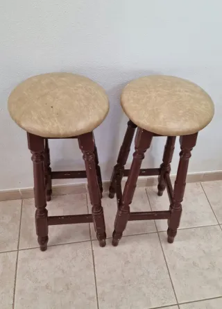 2 Taburetes vintage piel(leer info) 1-25€ 2-45€