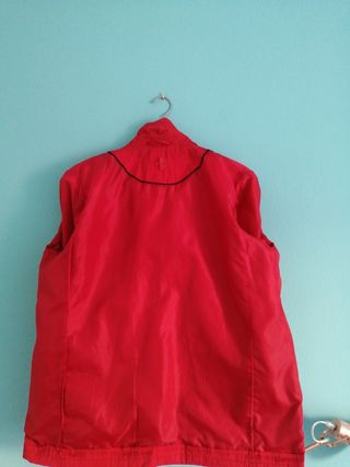Chaqueta con capucha Punto Roma