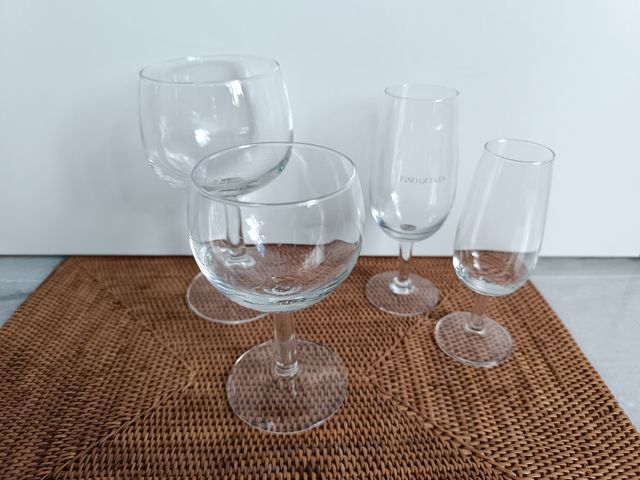 24Copas y catavinos de cristal vintage