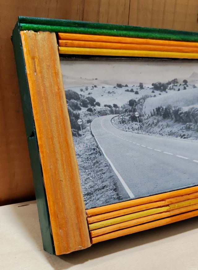 Marco decorado a mano + foto