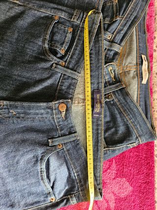 Dos Levis jeans vaqueros 