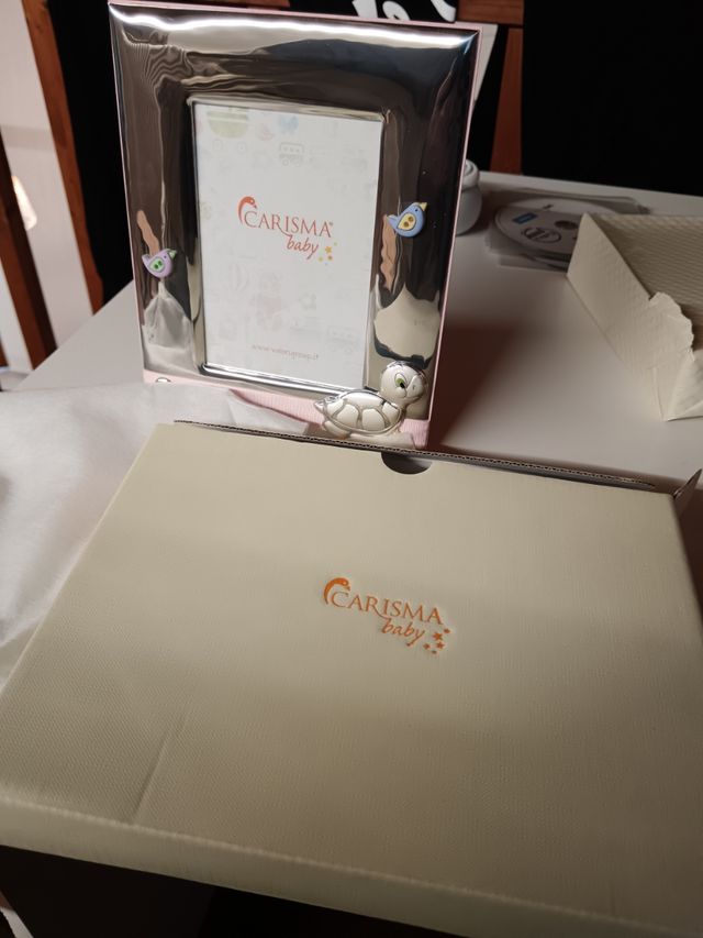 Cornice argento bambina