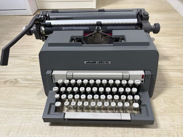 Maquina de escribir nueva