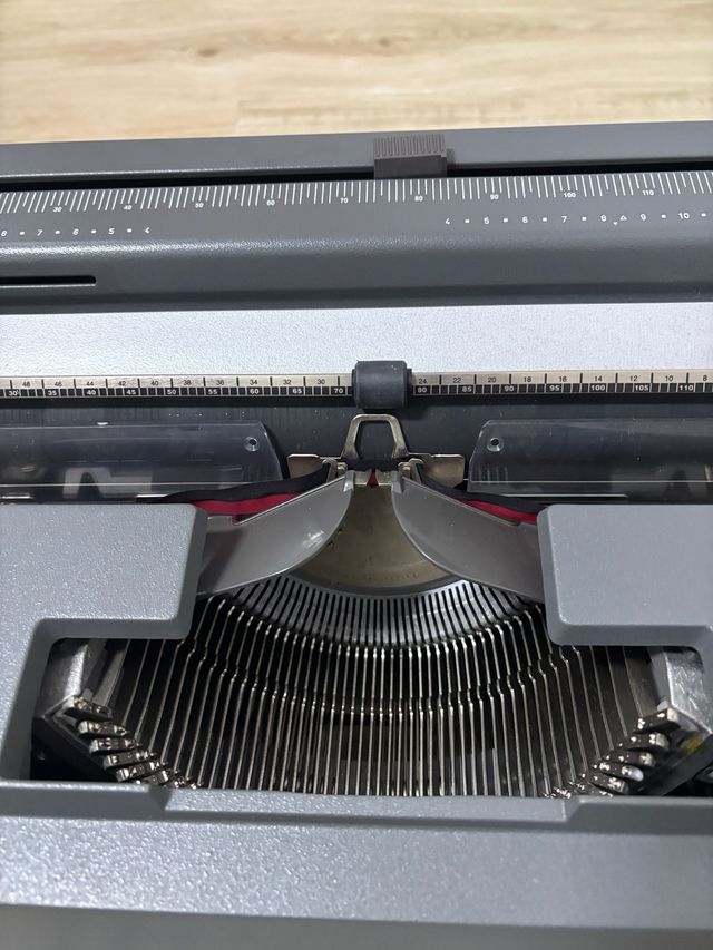 Maquina de escribir nueva