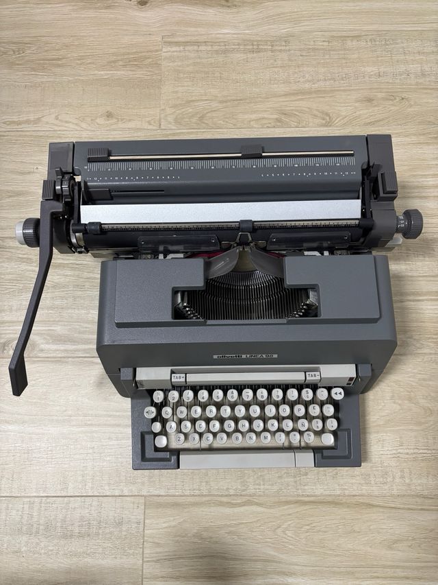 Maquina de escribir nueva