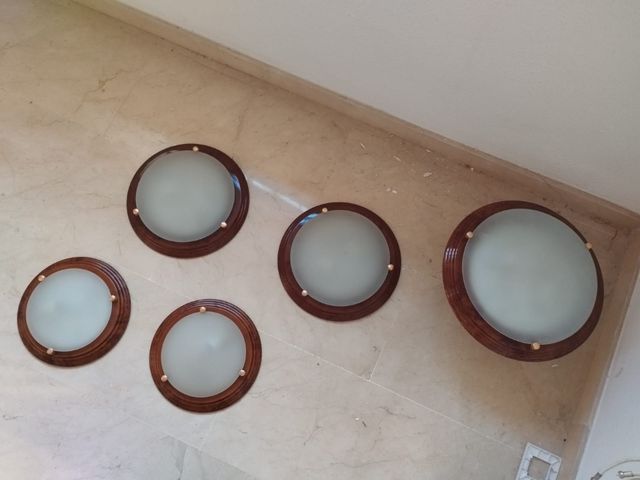 Mesa TV y aparatos eléctricos