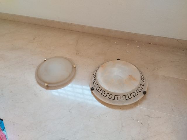 Mesa TV y aparatos eléctricos