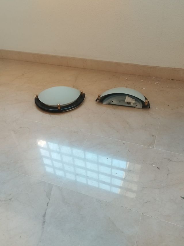 Mesa TV y aparatos eléctricos