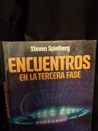 Libro " Encuentros en la tercera fase"