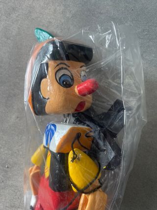 Marioneta madera estilo pinocho 25 cm