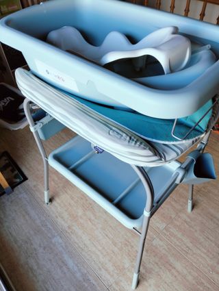 Cambiador con bañera bebes