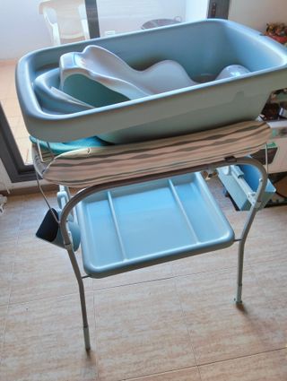 Cambiador con bañera bebes