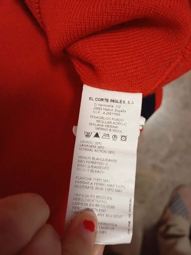 Jersey Rojo de Salesianos