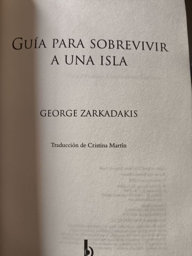 GUIA PARA SOBREVIVIR A UNA ISLA (Spanish Edition)
