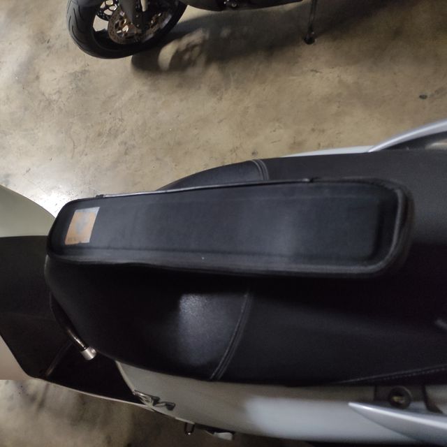 Estuche porta objetos Renault