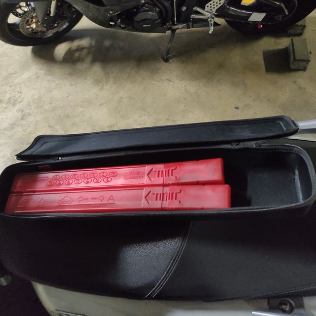 Estuche porta objetos Renault