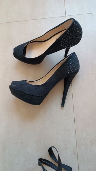 Zapatos tacón y plataforma negro