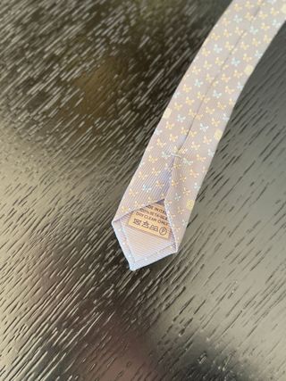 Corbata LOEWE