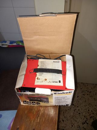 Caricabatteria auto o moto einhell