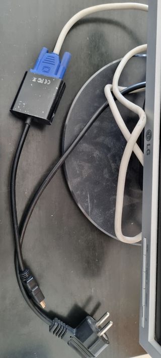 Monitor + Teclado y Ratón inalámbricos