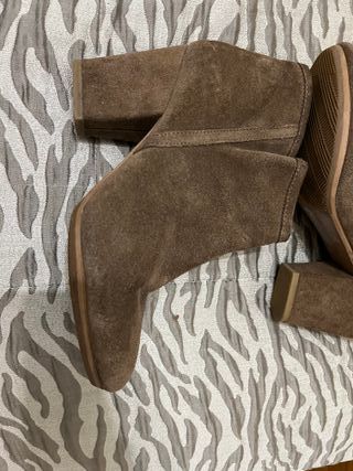 Botines de piel de Zara , estilo old money