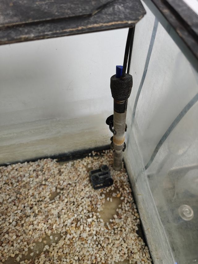 *CAMBIO* Acuario 100L con mueble