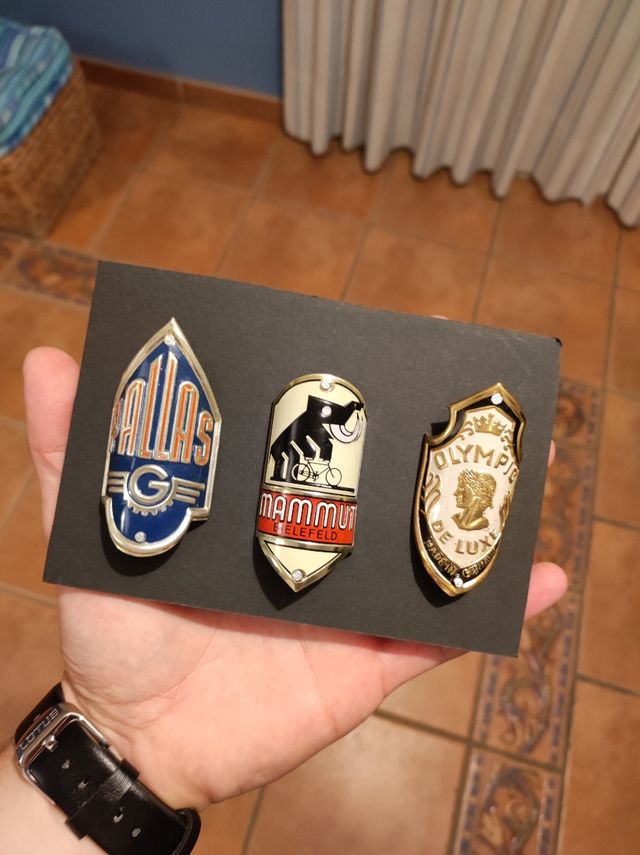 Insignias de bicicleta antiguas