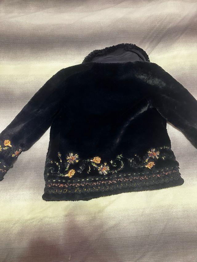 Abrigo pelo Zara HOY