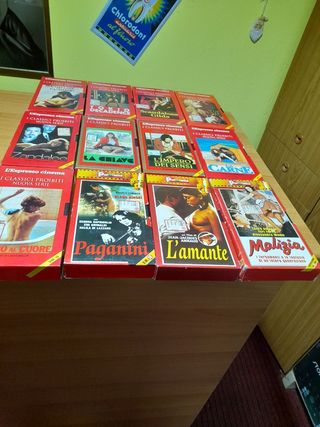 LOTTO DI 12 VIDEOCASSETE VHS FILM EROTICI