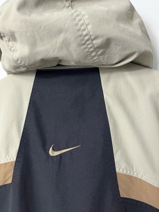 Abrigo Nike Retro 2000s Oversize