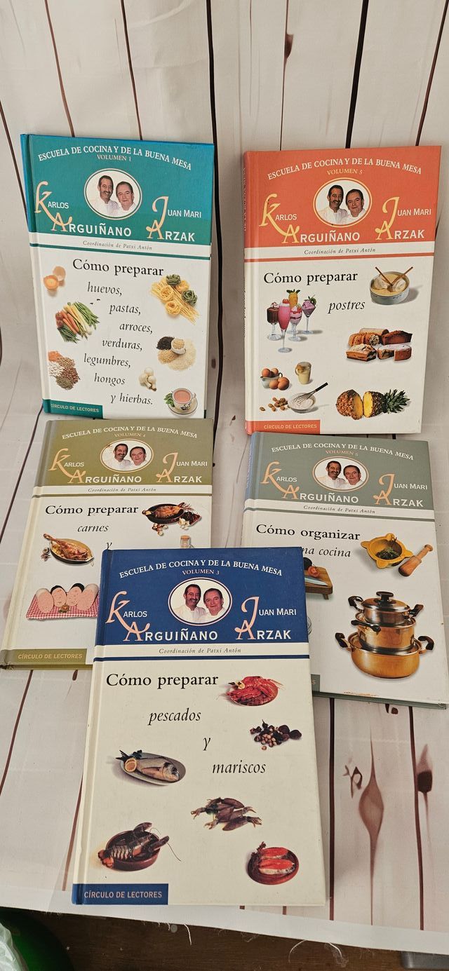 Libros Escuela de cocina y buena mesa