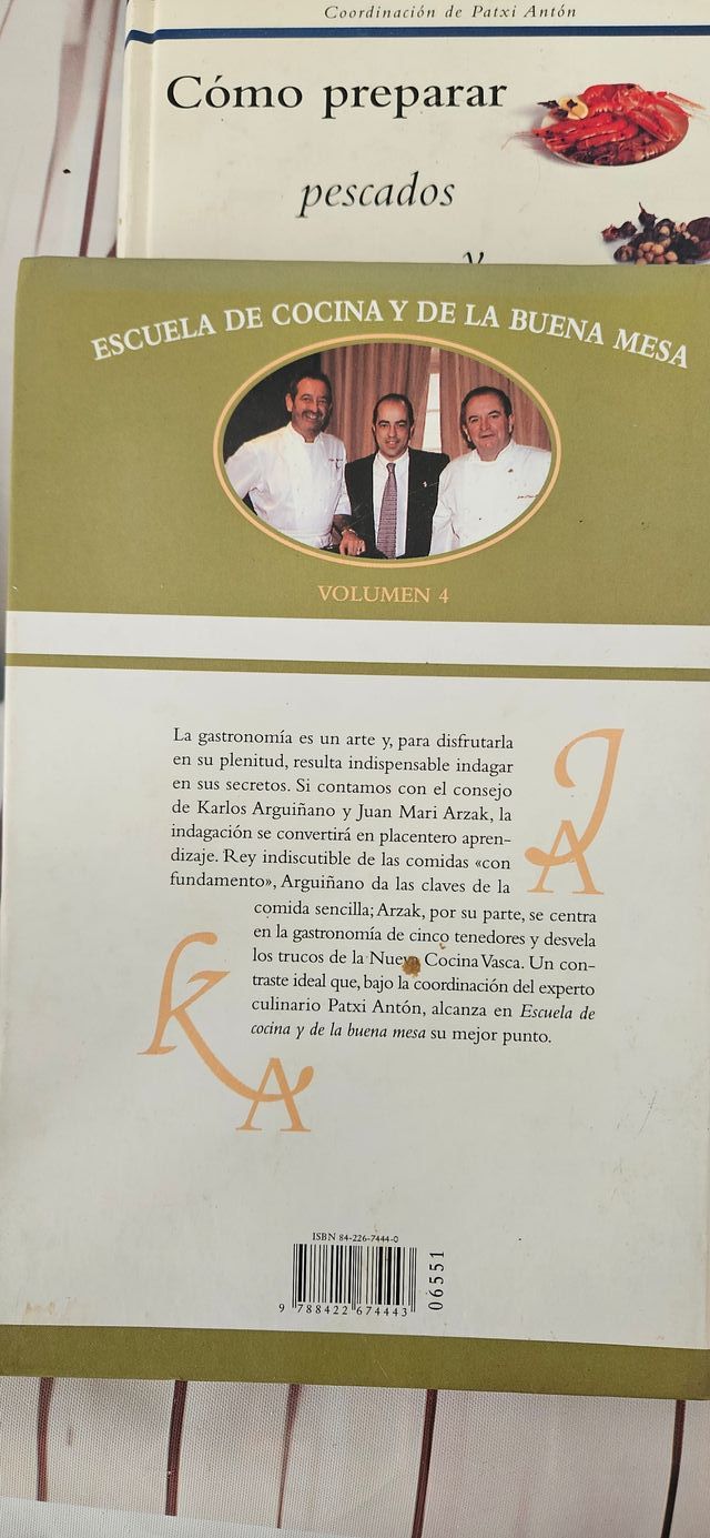 Libros Escuela de cocina y buena mesa