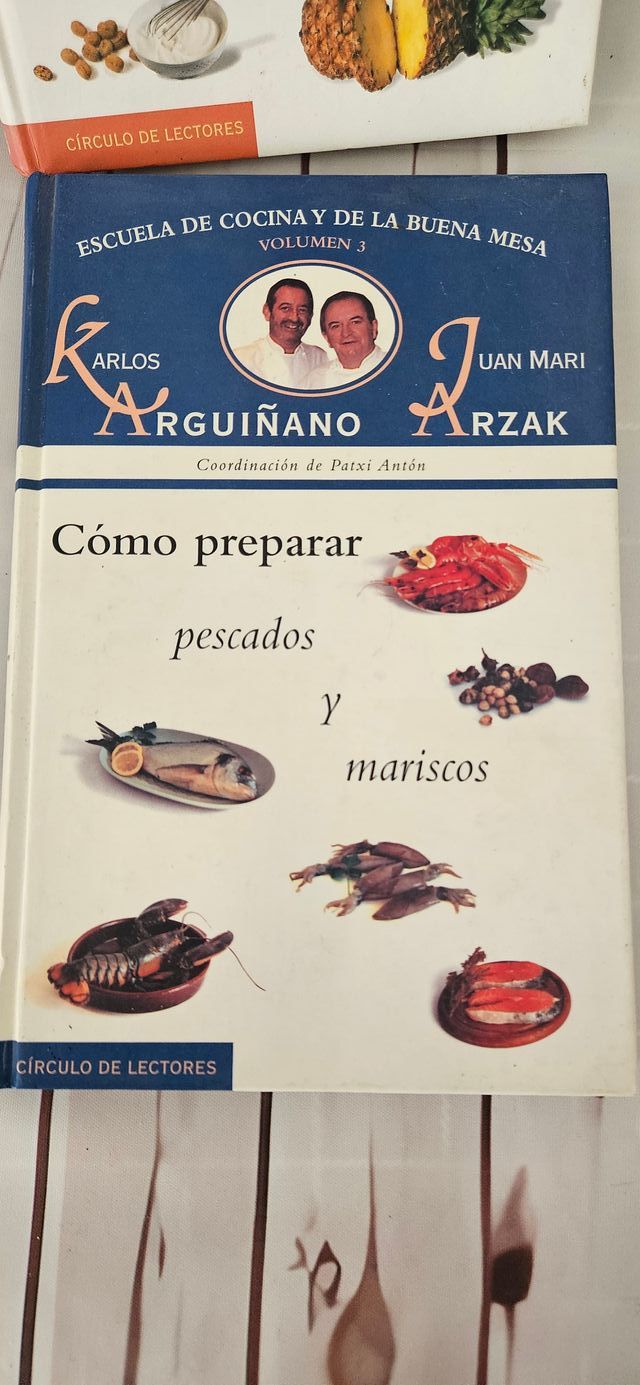 Libros Escuela de cocina y buena mesa
