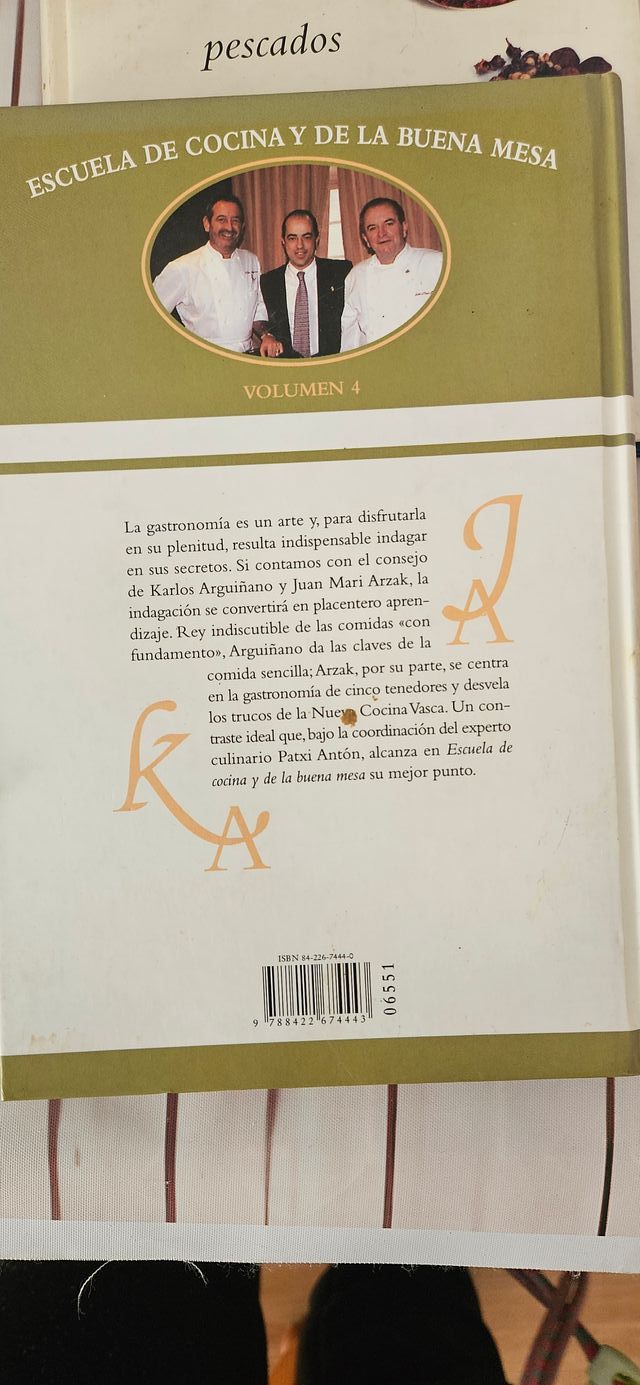 Libros Escuela de cocina y buena mesa