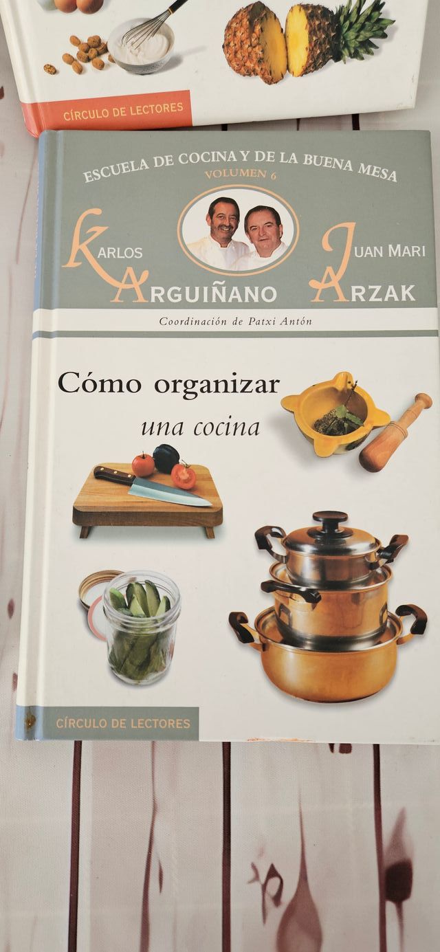 Libros Escuela de cocina y buena mesa